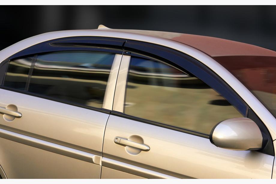 Hyundai Accent 2006–2010 Vetrni deflektorji oken (4 kosi, Sunplex Sport) Fotografija 1
