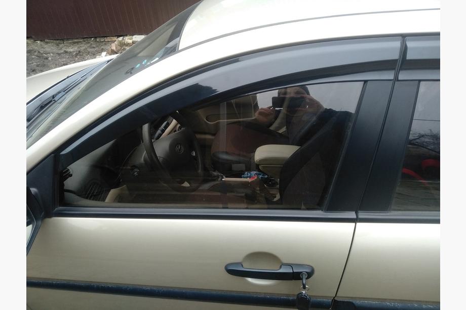 Hyundai Accent 2006–2010 Vetrni deflektorji oken (4 kosi, Sunplex Sport) Fotografija 3