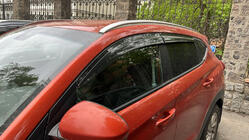 Hyundai Tucson TL 2016–2021 Vetrni deflektorji oken (4 kosi, Sunplex Sport) fotografija 1