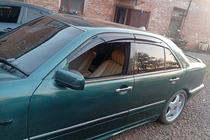 Mercedes E-class W210 1995–2002 Deflektorji oken SD (4 kos, Sunplex Sport) fotografija 2