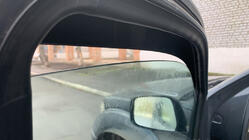 Nissan Navara 2006–2015 Vetrni deflektorji oken (4 kosi, Sunplex Sport) fotografija 5