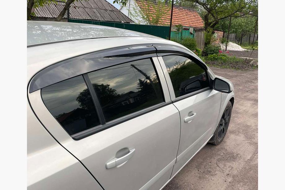 Opel Astra H 2004–2013 Vetrni deflektorji za okna HB (4 kos, Sunplex Sport) Image