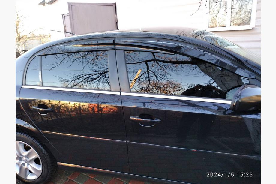 Opel Vectra C 2002–2008 Deflektorji oken SD (4 kos, Sunplex Sport) Fotografija 6