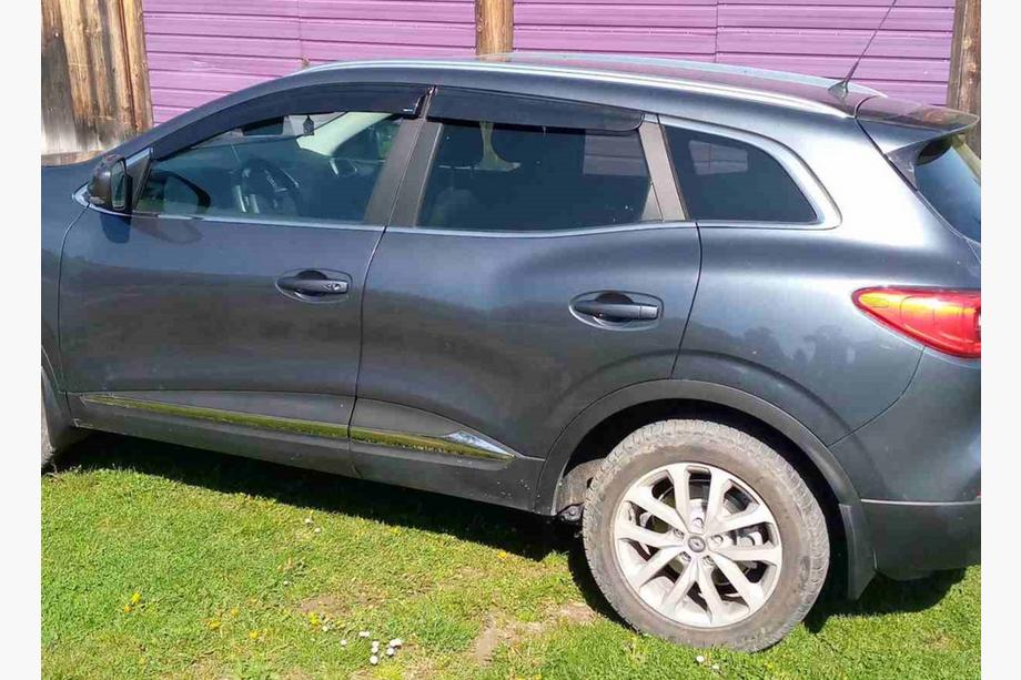 Renault Kadjar 2015–2022 Vetrni deflektorji oken (4 kosi, Sunplex Sport) Fotografija 1