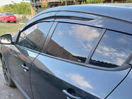 Renault Megane III 2009–2016 Vetrni deflektorji za okna HB (4 kos, Sunplex Sport) fotografija 2