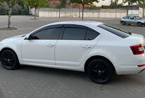 Skoda Octavia III A7 2013–2019 Vetrni deflektorji za okna LiftBack (4 kosi, Sunplex Sport) fotografija 2
