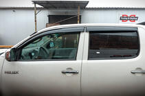 Toyota Hilux 2006–2015 Vetrni deflektorji oken (4 kosi, Sunplex Sport) fotografija 3