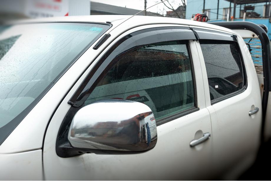 Toyota Hilux 2006–2015 Vetrni deflektorji oken (4 kosi, Sunplex Sport) Image