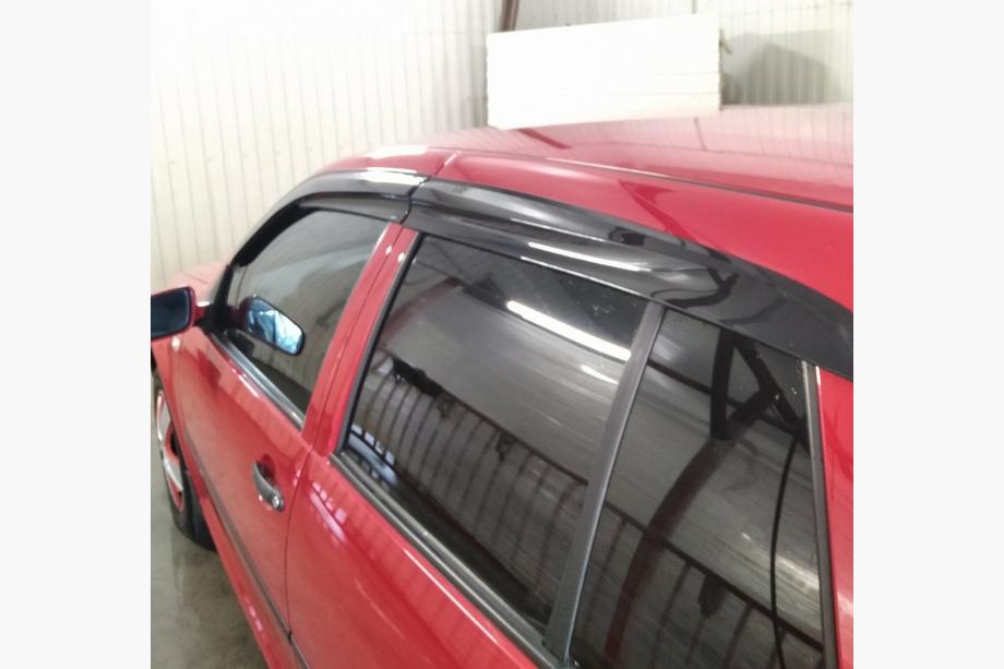 Volkswagen Golf 4 1997–2006 Vetrni deflektorji za okna HB (4 kos, Sunplex Sport) Image