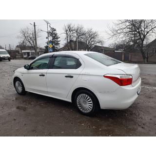 Vetrni deflektorji za okna s kromirano okrasno letvijo (4 kosi, Sunplex Chrome) fotografija 3