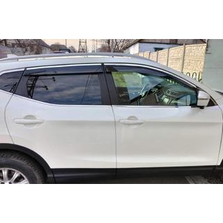 Vetrni deflektorji za okna s kromirano okrasno letvijo (4 kosi, Sunplex Chrome) Nissan Qashqai 2014–2021 fotografija 3