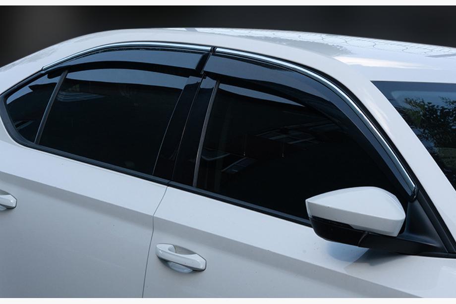Skoda Superb 2015–2024 Vetrni deflektorji za okna s kromirano letvijo SD (4 kos, Sunplex Chrome) Image