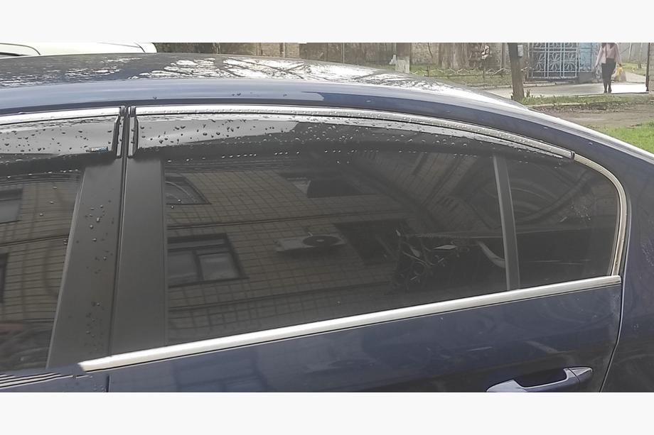 Volkswagen Passat B7 2012–2015 Vetrni deflektorji za bočna stekla s krom letvijo SD (4 kosi, EU, Sunplex Chrome) Fotografija 3