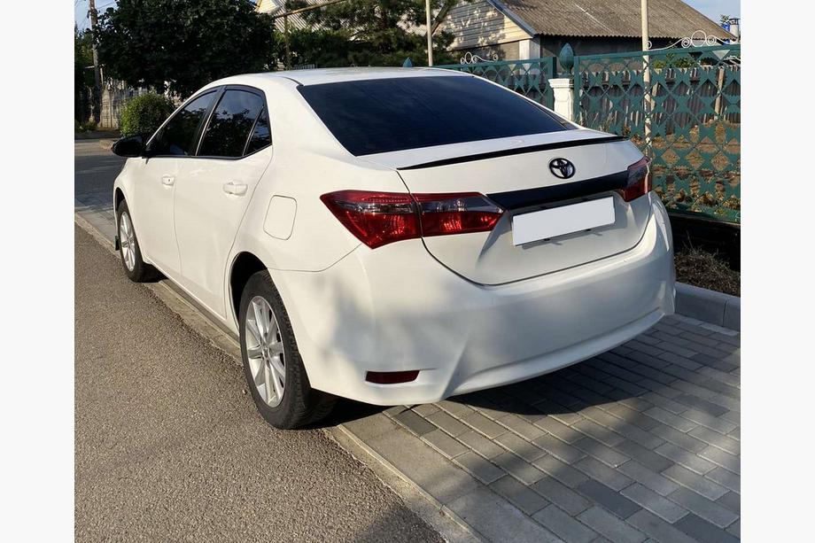 Toyota Corolla 2013–2019 LIP spojler (Sunplex, črn) (118 cm * 6,4 cm) Image