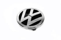 Volkswagen Passat B6 2006–2012 Sprednji emblem V1 3C0853601C fotografija 2