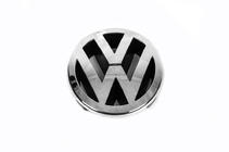 Volkswagen Passat B6 2006–2012 Sprednji emblem V1 3C0853601C fotografija 3