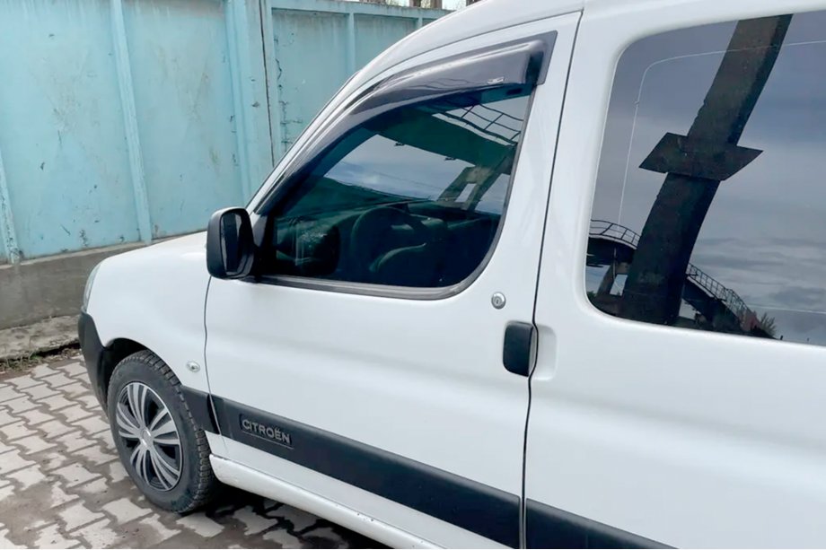 Citroen Berlingo 1996–2008 Vetrni deflektorji za okna 11 cm (2 kosa, HIC) Fotografija 2