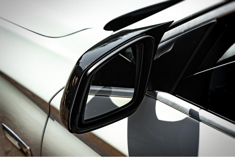 BMW serija 5 F10/F11 2010–2016 Pokrovi ogledal 2010-2013 M-Look (2 kos) Fotografija 6