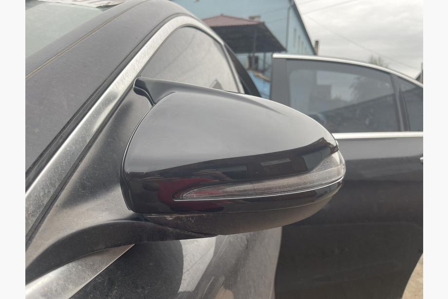 Mercedes C-class W205 2014–2021 AMG-Look pokrovi ogledal (2 kosa) Fotografija 1