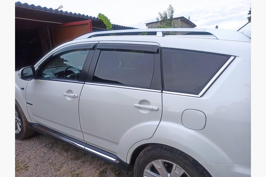 Mitsubishi Outlander 2012–2021 Vetrni deflektorji oken s kromom (4 kos, Libao) Image