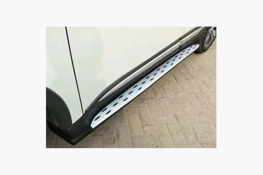 Mitsubishi Outlander 2012–2021 Stranski pragovi V2 2016 (2 kosa, aluminij) Image
