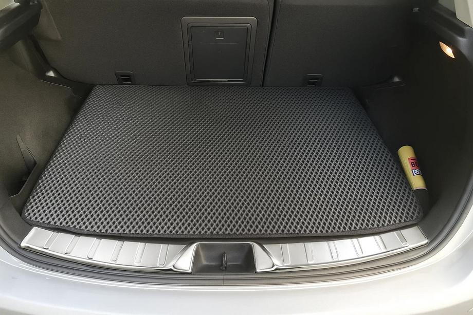 Mitsubishi ASX 2010–2023 Zaščitna letev praga prtljažnika 2010-2016 (nerjaveče jeklo) Image
