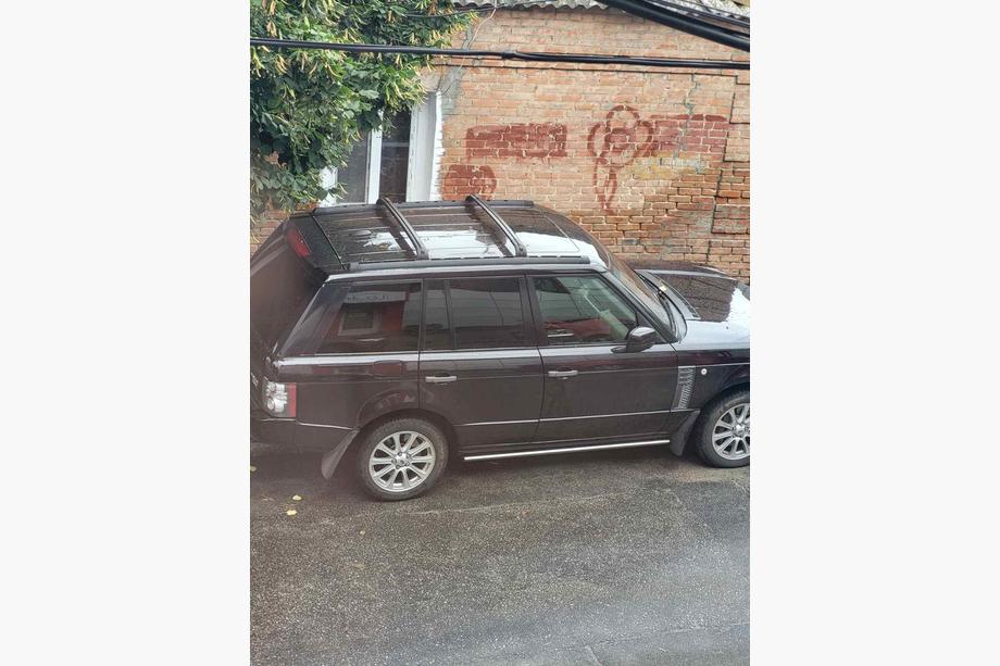 Range Rover III L322 2002–2012 OEM strešne letve s prečkami 2006-2012 (črne) Image