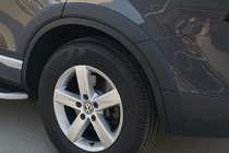 Volkswagen Touareg 2010–2018 Razširitve kolesnih lokov fotografija 2