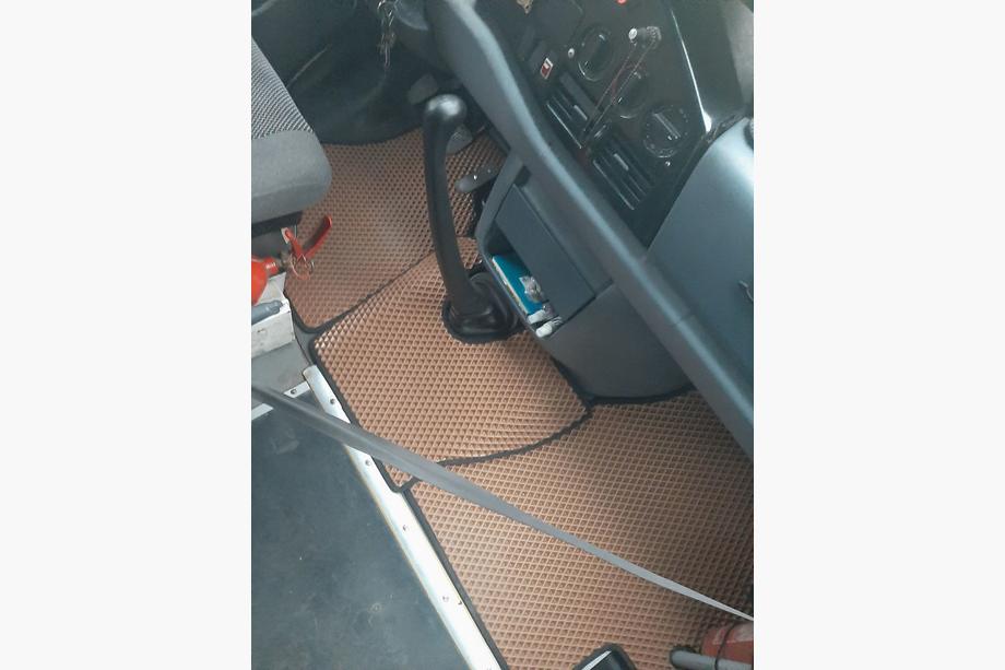 Mercedes Sprinter W901/902/903/904/905 1995–2006 EVA avto preproge za kabino (TDI, opečnat vzorec) Image