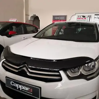 Deflektor pokrova motorja (Eurocap)