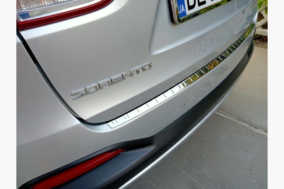 Kia Sorento III UM 2014–2020 Nerjaveča zaščitna letev za zadnji odbijač Image
