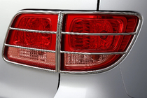 Toyota Fortuner 2006–2015 Zaščita zadnjih luči (nerjaveče jeklo) fotografija 1