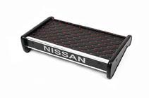 Nissan Primastar 2002–2014 Polica za armaturno ploščo (2001-2010, črna z rdečim šivom) fotografija 1