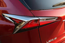 Lexus NX 2014–2021 Kromirani pokrovi zadnjih luči (2 kosa, ABS) fotografija 2