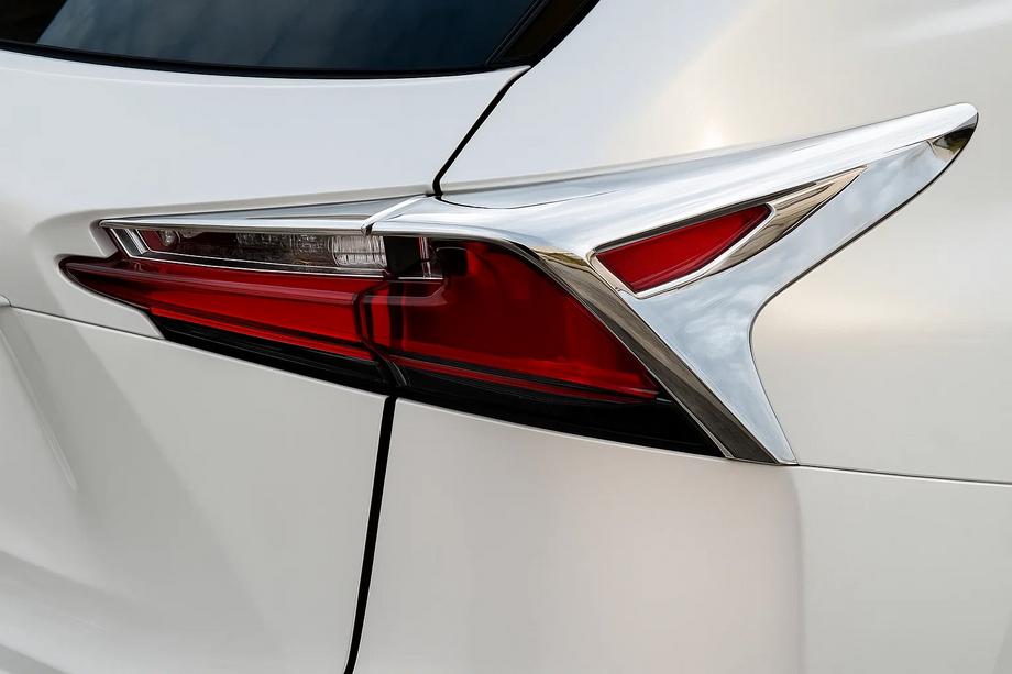 Lexus NX 2014–2021 Kromirani pokrovi zadnjih luči (2 kosa, ABS) Image