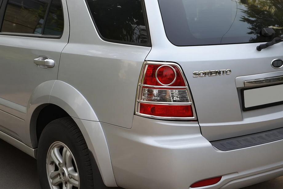Kia Sorento I BL 2002–2009 Zaščita zadnjih luči (nerjaveče jeklo) Image