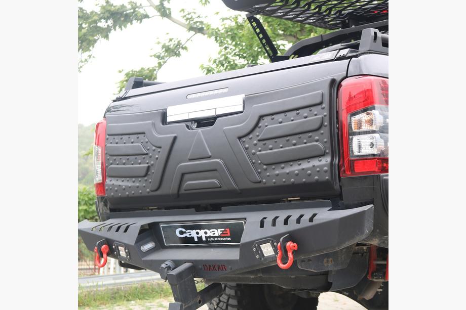 Mitsubishi L200 2015–2024 Plastična obloga pokrova prtljažnika Image