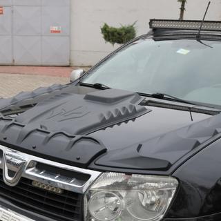 Komplet pokrovov motornega pokrova DRAGON (3 kosi) Renault Duster 2008–2017 fotografija 1