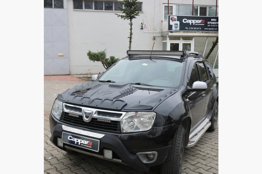 Dacia Duster 2008–2018 Obloga pokrova motorja (ABS) Fotografija 3