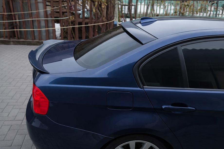 BMW serija 3 E90/E91 2005–2011 Spojler EuroCap (ABS, črni sijaj) Fotografija 1