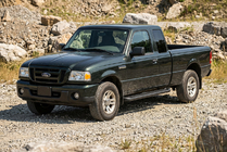 Ford Ranger 2002–2006 Bočne stopnice Allmond Black (2 kosa, aluminij) fotografija 1