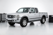 Ford Ranger 2002–2006 Stranske stopnice RedLine V1 (2 kos, aluminij) fotografija 1
