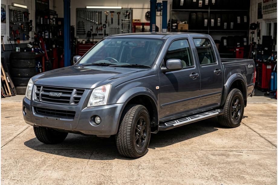 Isuzu D-Max 2002–2011 Sunrise stranske stopnice (2007-2012, 2 kosa, aluminij) Image