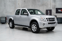 Isuzu D-Max 2002–2011 BlackLine stranske stopnice (2007-2012, 2 kos, aluminij) fotografija 1