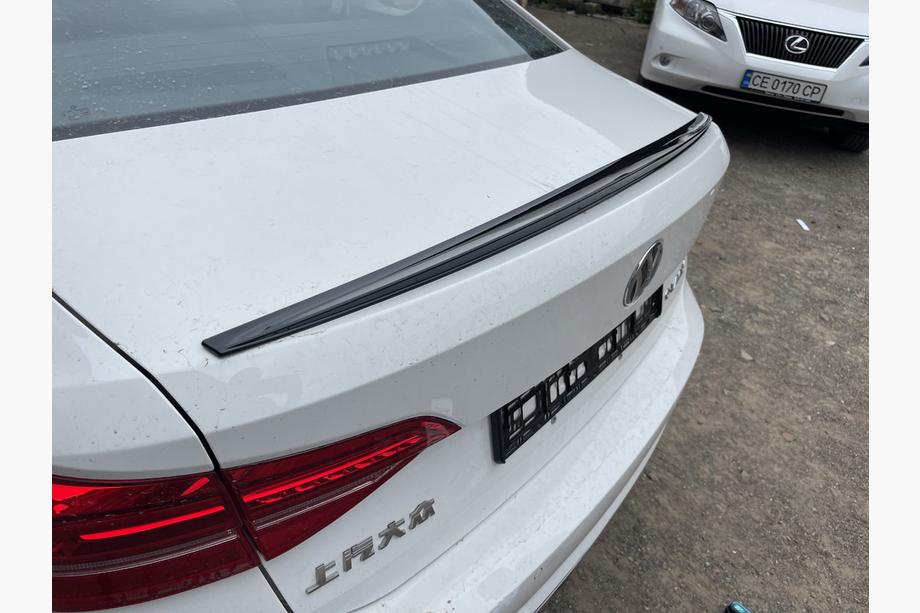Volkswagen Lavida/e-Lavida 2019– LIP spojler (Sunplex, črn) (115,8 cm x 6,3 cm) Image