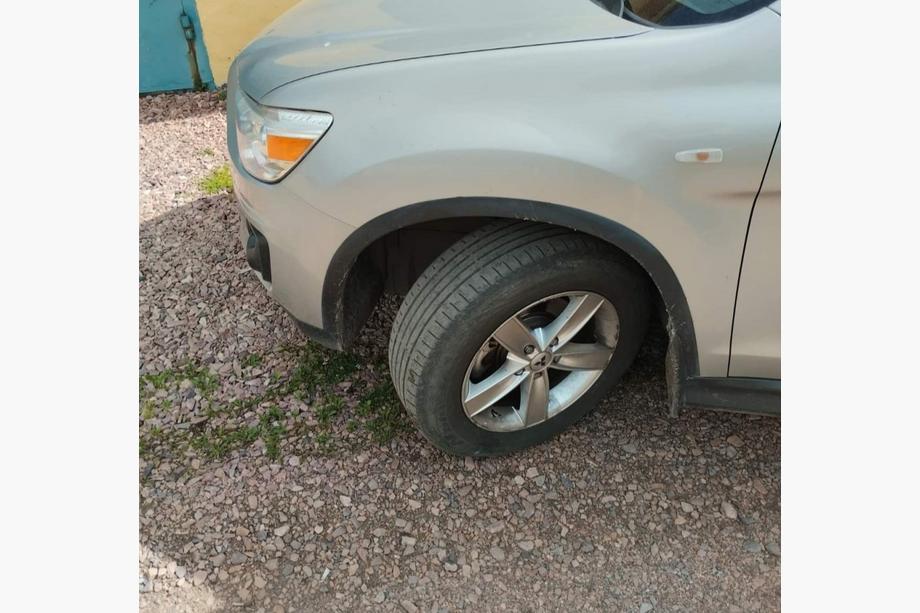 Mitsubishi ASX 2010–2023 Obrobe kolotekov 2012-2016 (4 kosi, črne, ABS plastika) Image