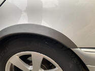 Mercedes C-class W202 1993–2001 Obrobe kolotek (4 kosi, črne, ABS plastika) fotografija 3