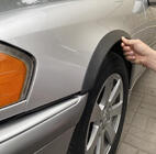 Mercedes C-class W202 1993–2001 Obrobe kolotek (4 kosi, črne, ABS plastika) fotografija 1