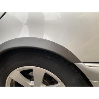 Obrobe kolotek (4 kosi, črne, ABS plastika) fotografija 3
