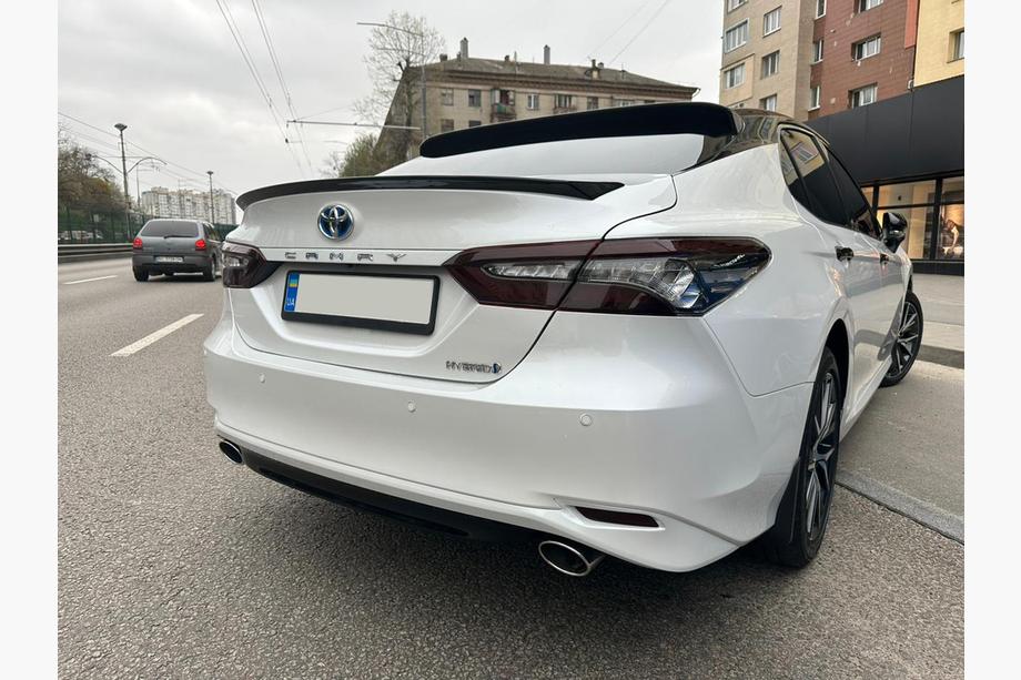 Toyota Camry 2017–2023 Spojler (črn) Image